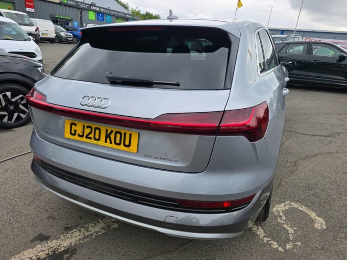 2025 Audi E-tron