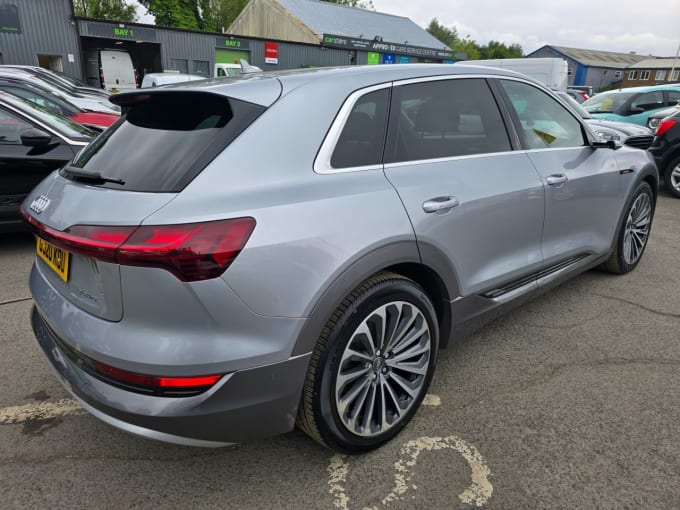 2025 Audi E-tron