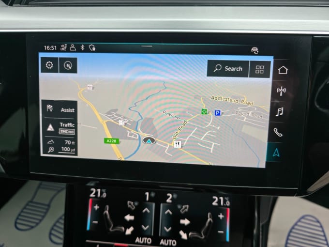 2025 Audi E-tron