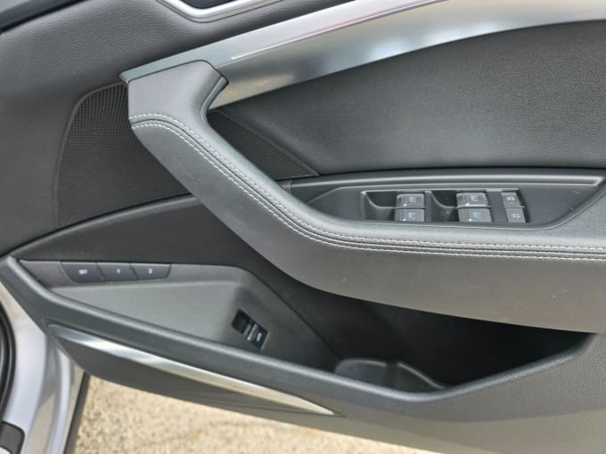 2025 Audi E-tron