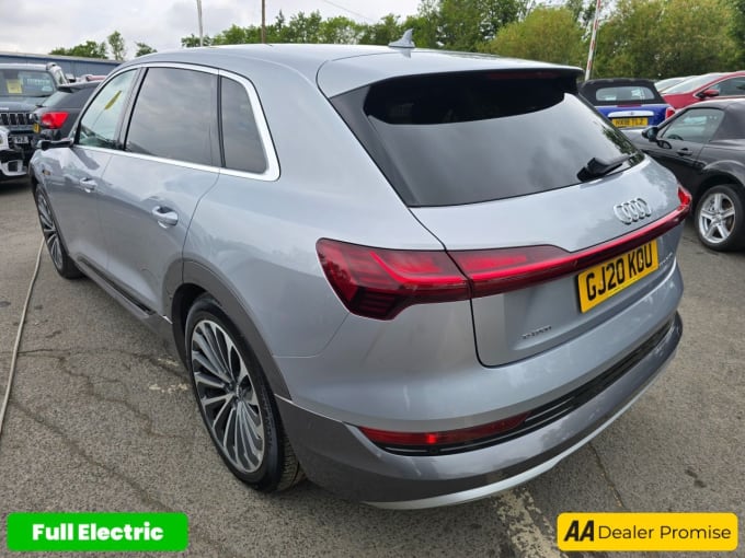 2025 Audi E-tron