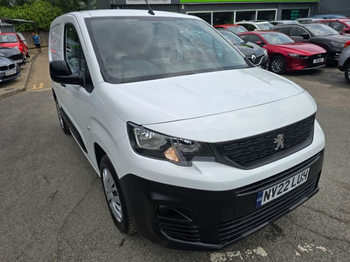 2025 Peugeot Partner