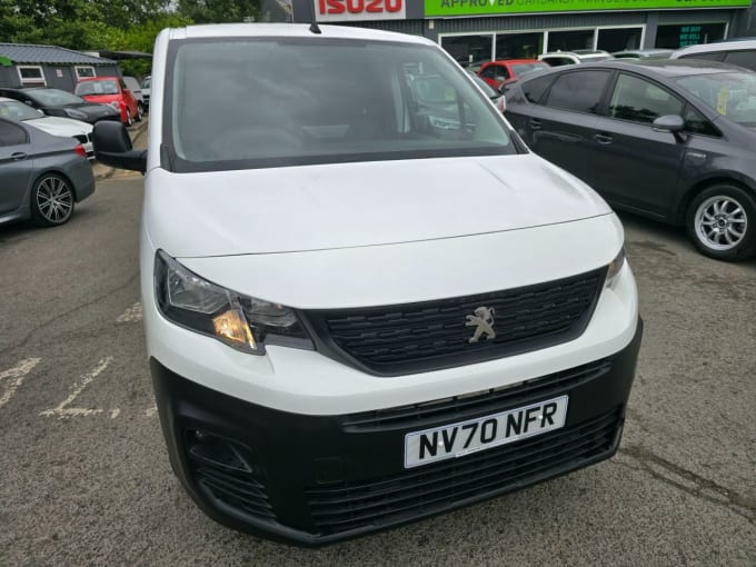 2025 Peugeot Partner
