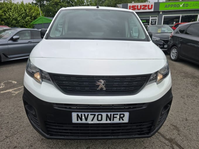 2025 Peugeot Partner