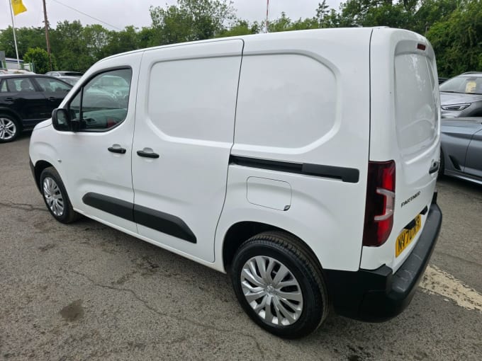 2025 Peugeot Partner