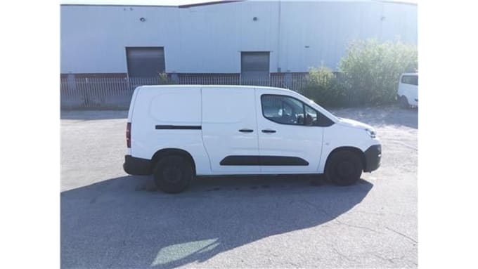 2025 Citroen Berlingo