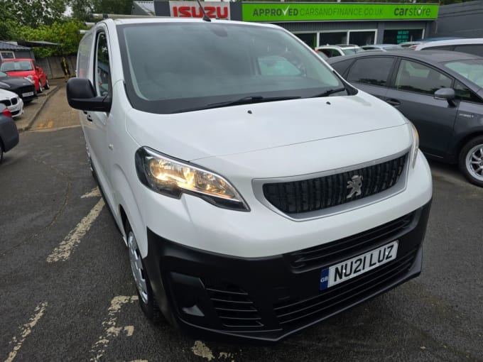 2025 Peugeot Expert