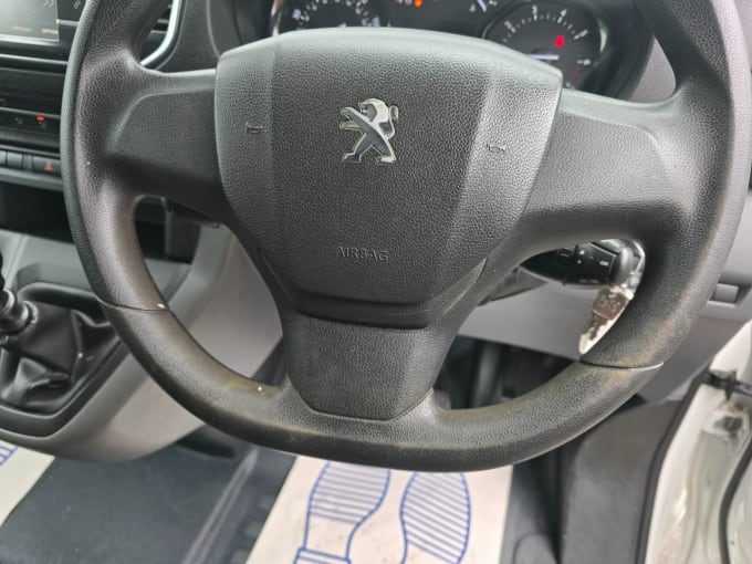 2025 Peugeot Expert