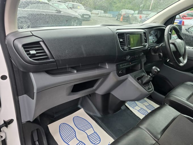 2025 Peugeot Expert