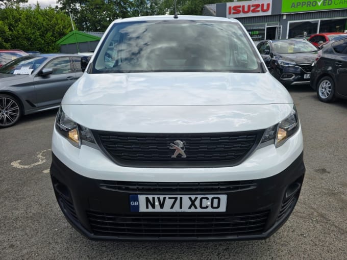 2025 Peugeot Partner