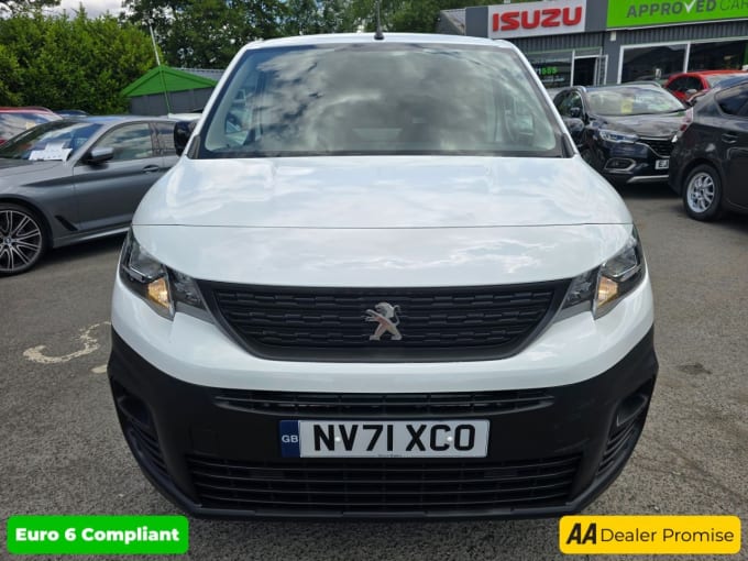 2025 Peugeot Partner