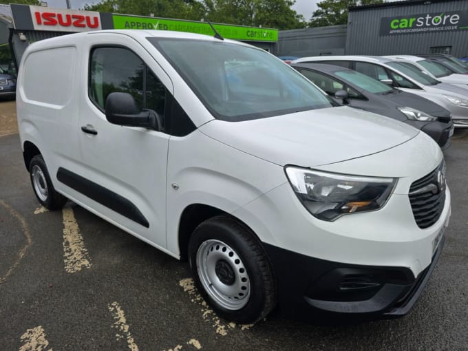 2025 Vauxhall Combo