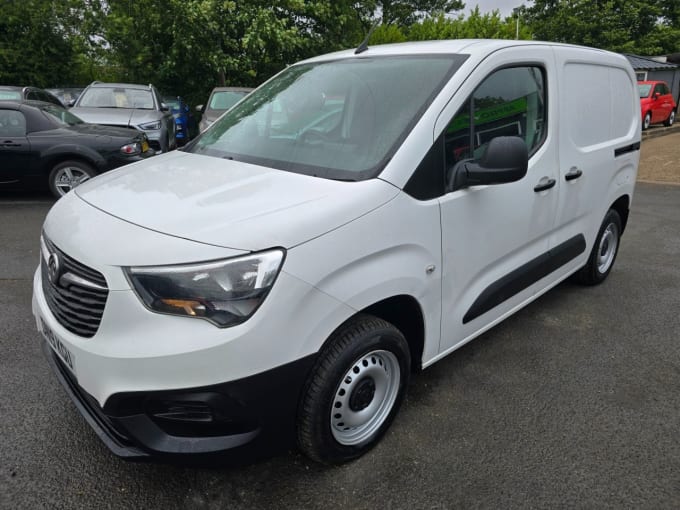 2025 Vauxhall Combo