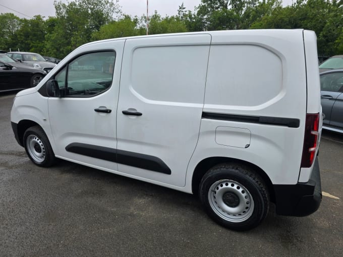 2025 Vauxhall Combo