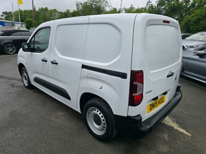 2025 Vauxhall Combo