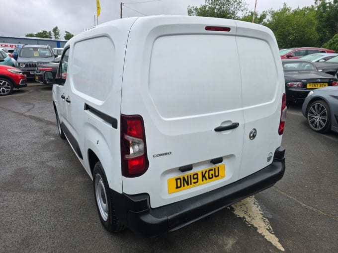 2025 Vauxhall Combo