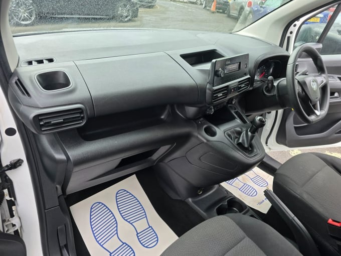 2025 Vauxhall Combo