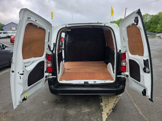 2025 Vauxhall Combo