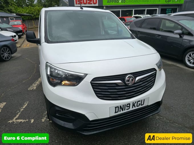 2025 Vauxhall Combo