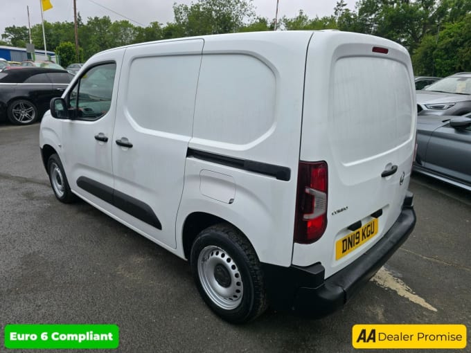 2025 Vauxhall Combo