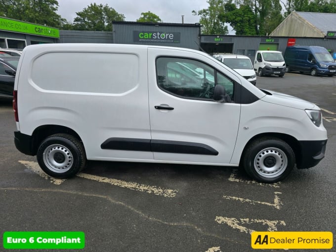 2025 Vauxhall Combo
