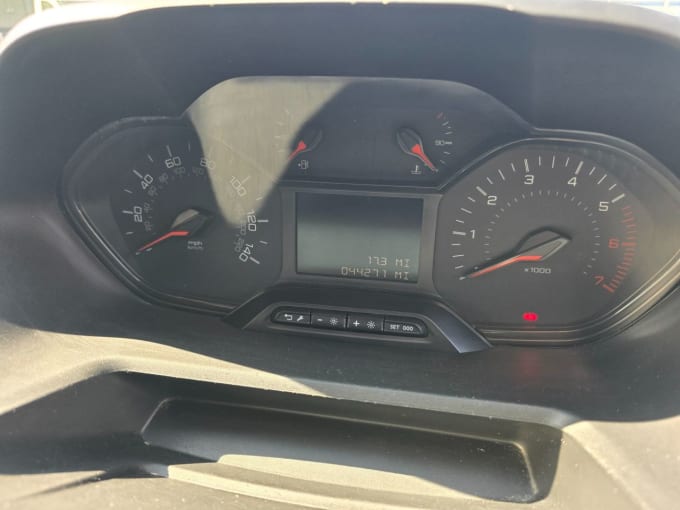 2025 Peugeot Partner