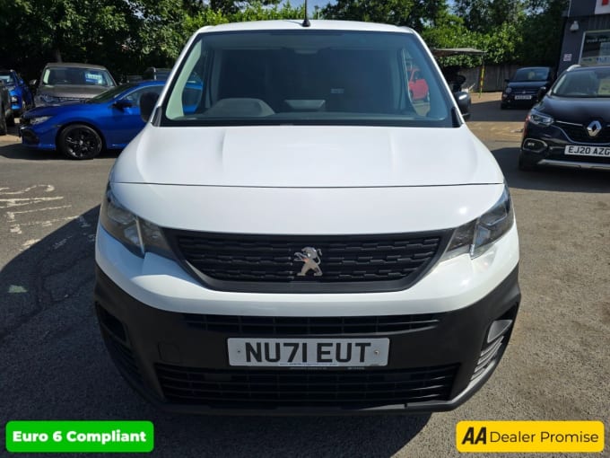 2025 Peugeot Partner