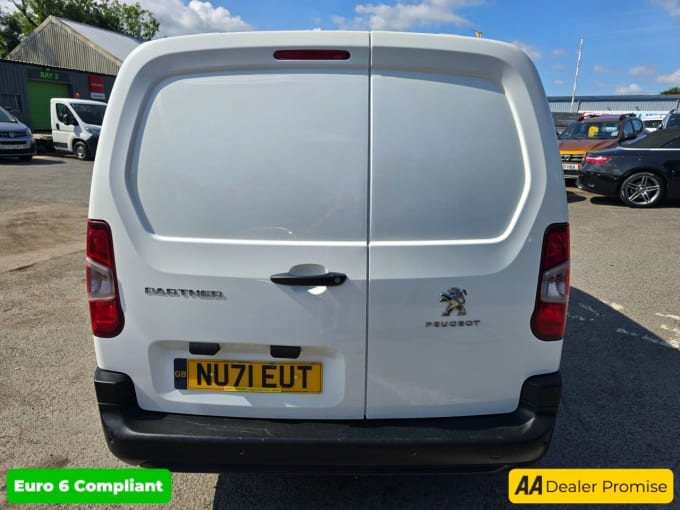 2025 Peugeot Partner