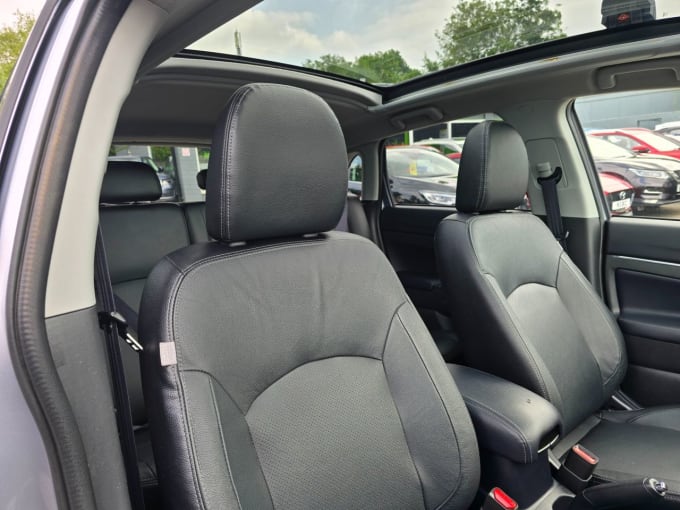 2025 Mitsubishi Asx
