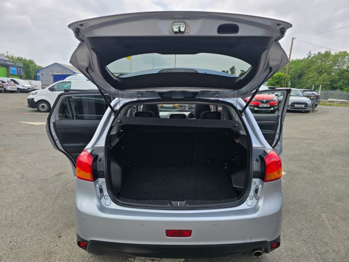 2025 Mitsubishi Asx