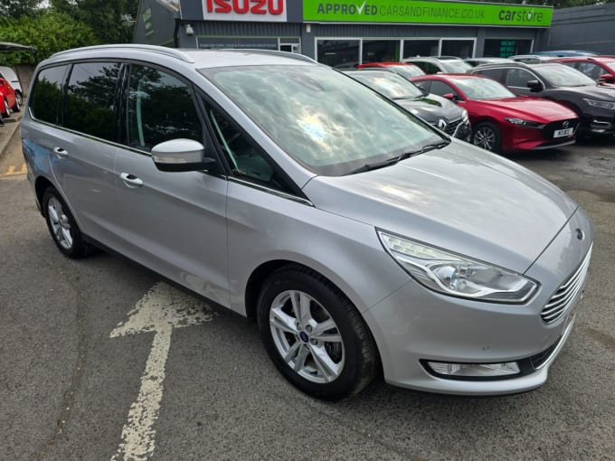 2025 Ford Galaxy