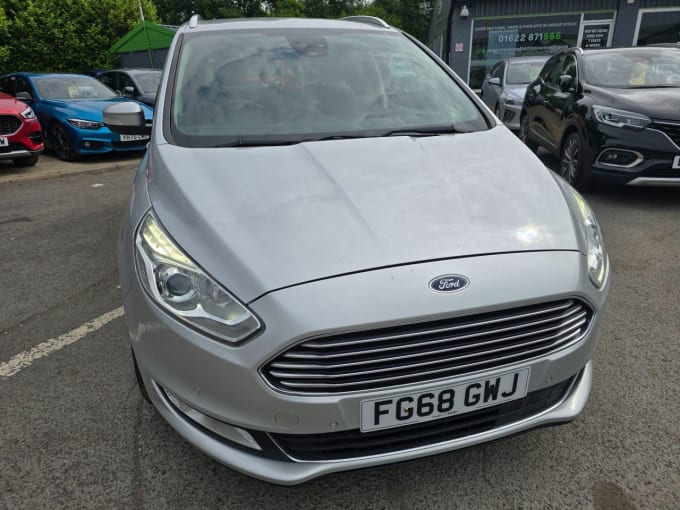 2025 Ford Galaxy