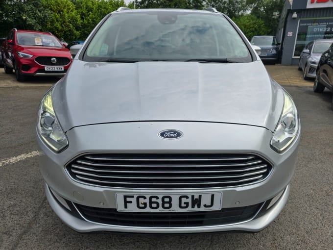 2025 Ford Galaxy