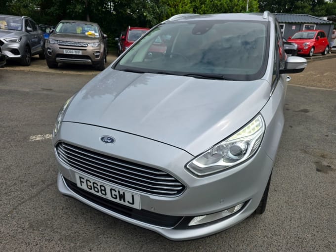 2025 Ford Galaxy