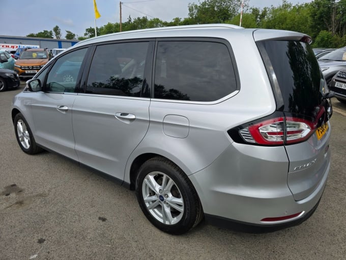 2025 Ford Galaxy