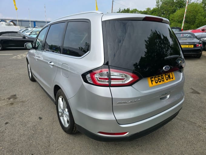 2025 Ford Galaxy