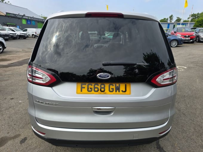 2025 Ford Galaxy