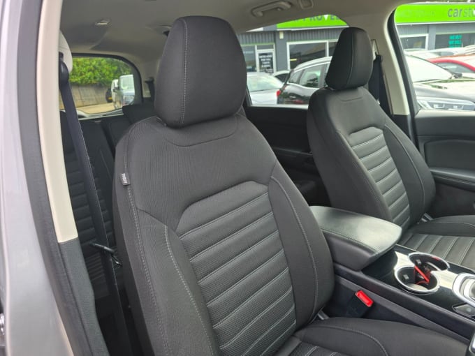 2025 Ford Galaxy