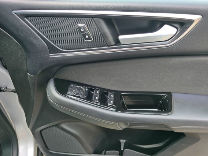 2025 Ford Galaxy