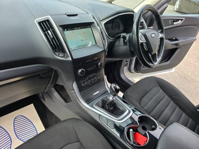 2025 Ford Galaxy