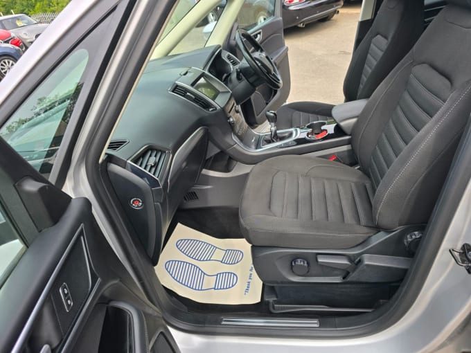 2025 Ford Galaxy