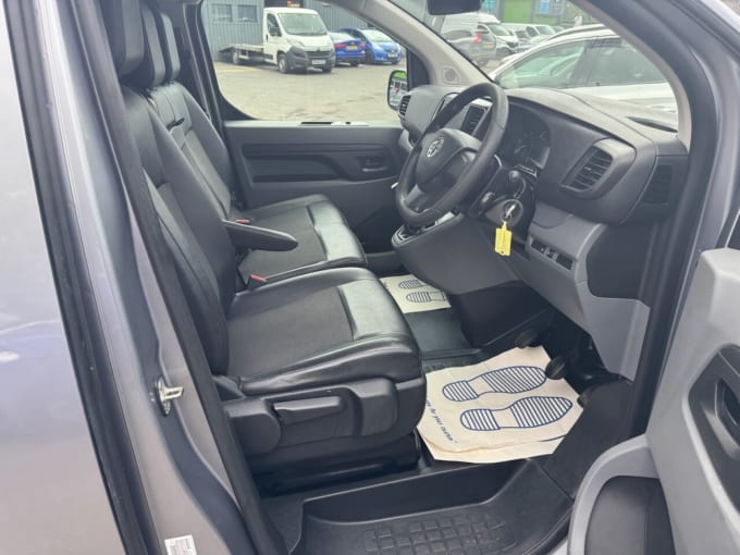 2025 Vauxhall Vivaro
