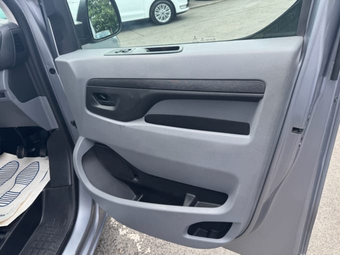 2025 Vauxhall Vivaro