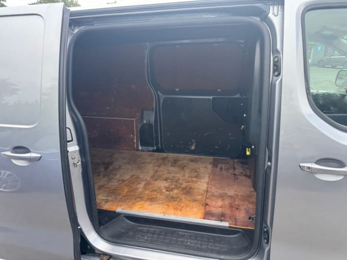 2025 Vauxhall Vivaro