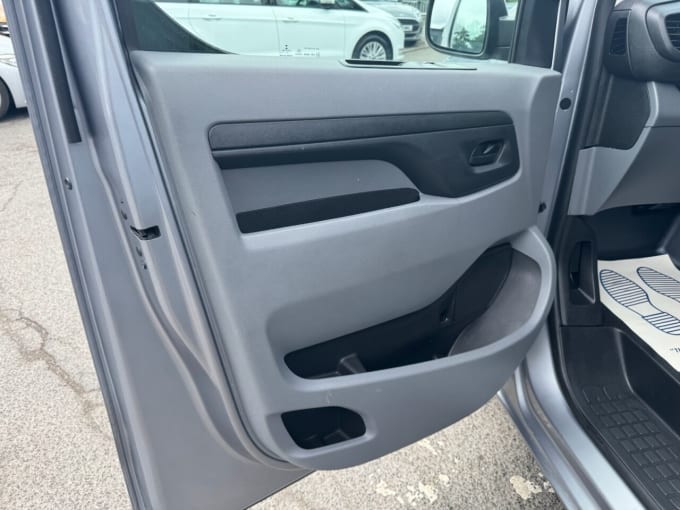 2025 Vauxhall Vivaro