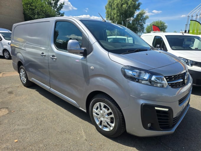 2025 Vauxhall Vivaro