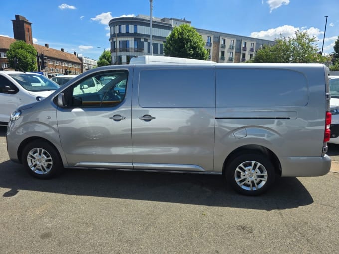 2025 Vauxhall Vivaro