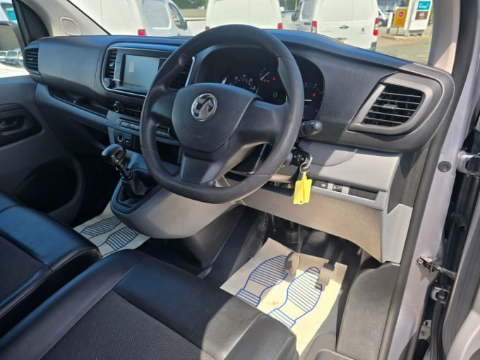 2025 Vauxhall Vivaro