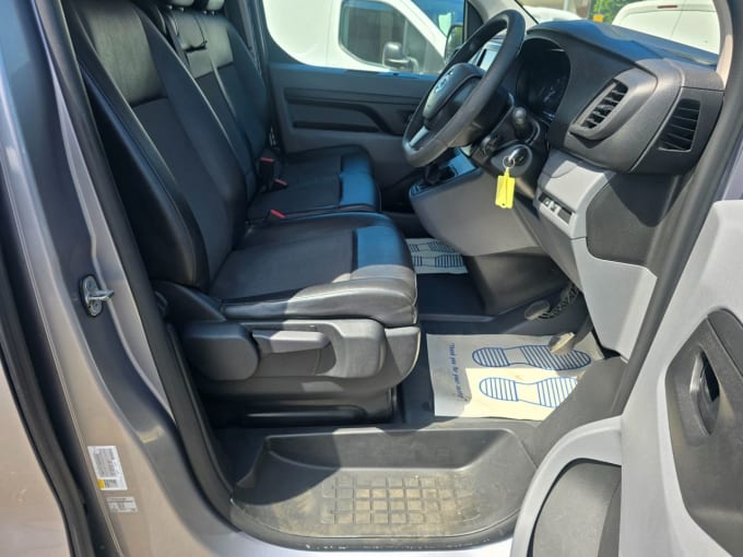 2025 Vauxhall Vivaro