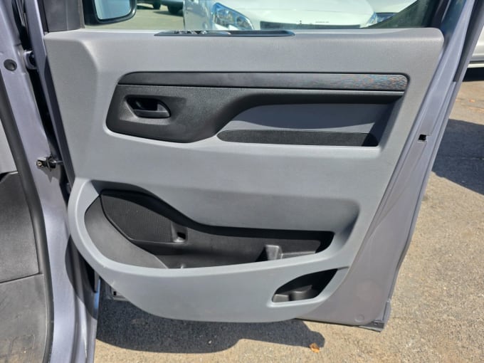 2025 Vauxhall Vivaro